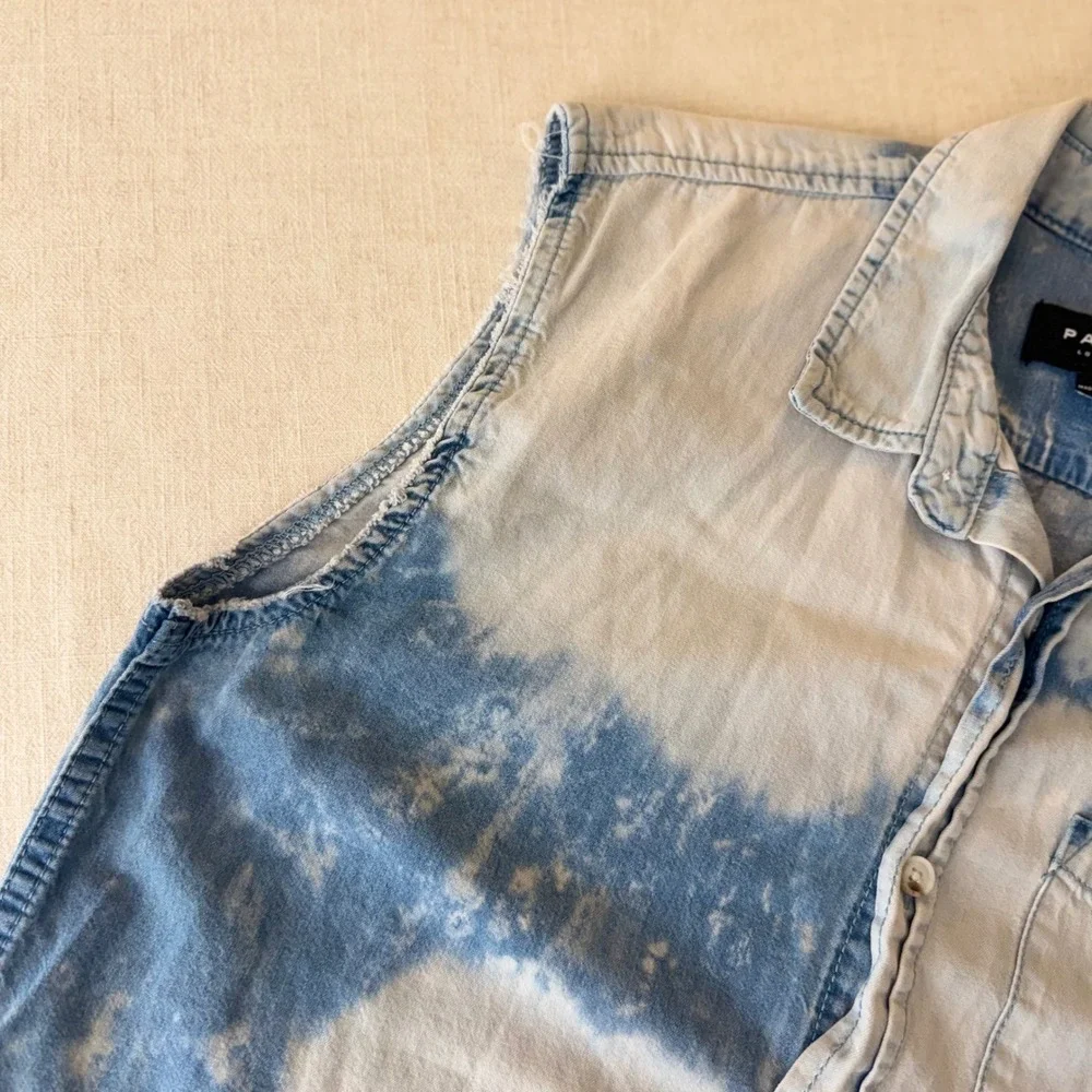 PacSun Mens Medium Bleached Denim Sleeveless‎ Button Down Shirt Blue Tie Dye